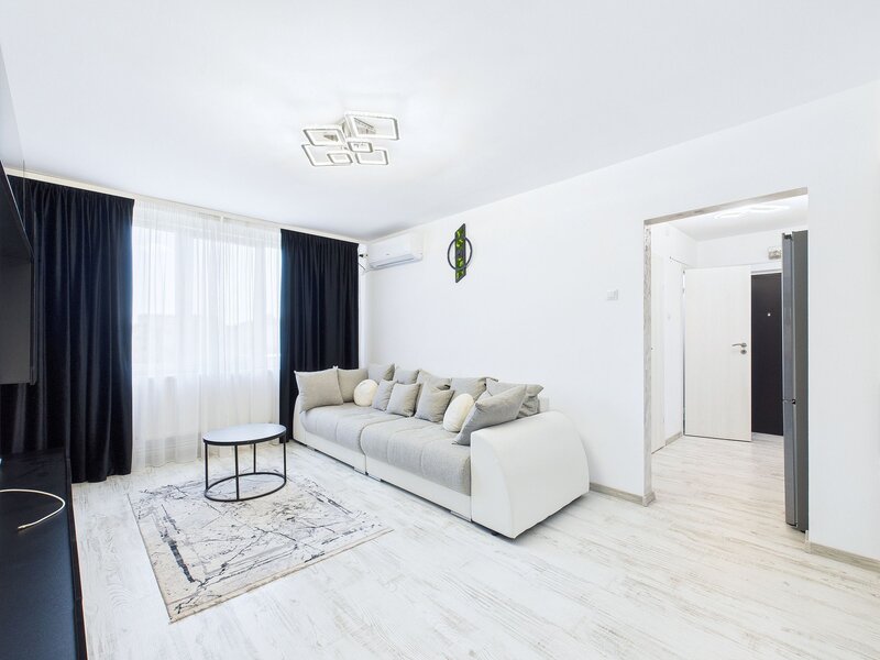 Drumul Taberei Apartament 3 camere renovat